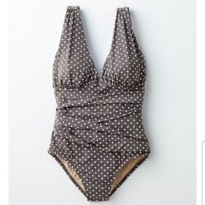 Garnet Hill Retro Ruched One Piece Swimsuit Polka Dot 8